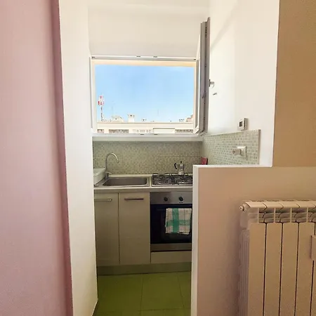 Near Linate Duomo And Station Minutes Away Appartement *
